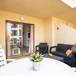Castle Harbour Phoebe's Flat Cristianos By Lovetenerife Appartement *