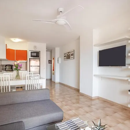 Apartment Castle Harbour Phoebe's Flat Cristianos By Lovetenerife Los Cristianos (Tenerife)